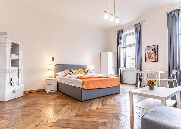 Gorgeous 1br Near Akh Hospital Apartment