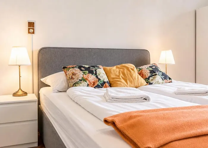 Gorgeous 1br Near Akh Hospital *